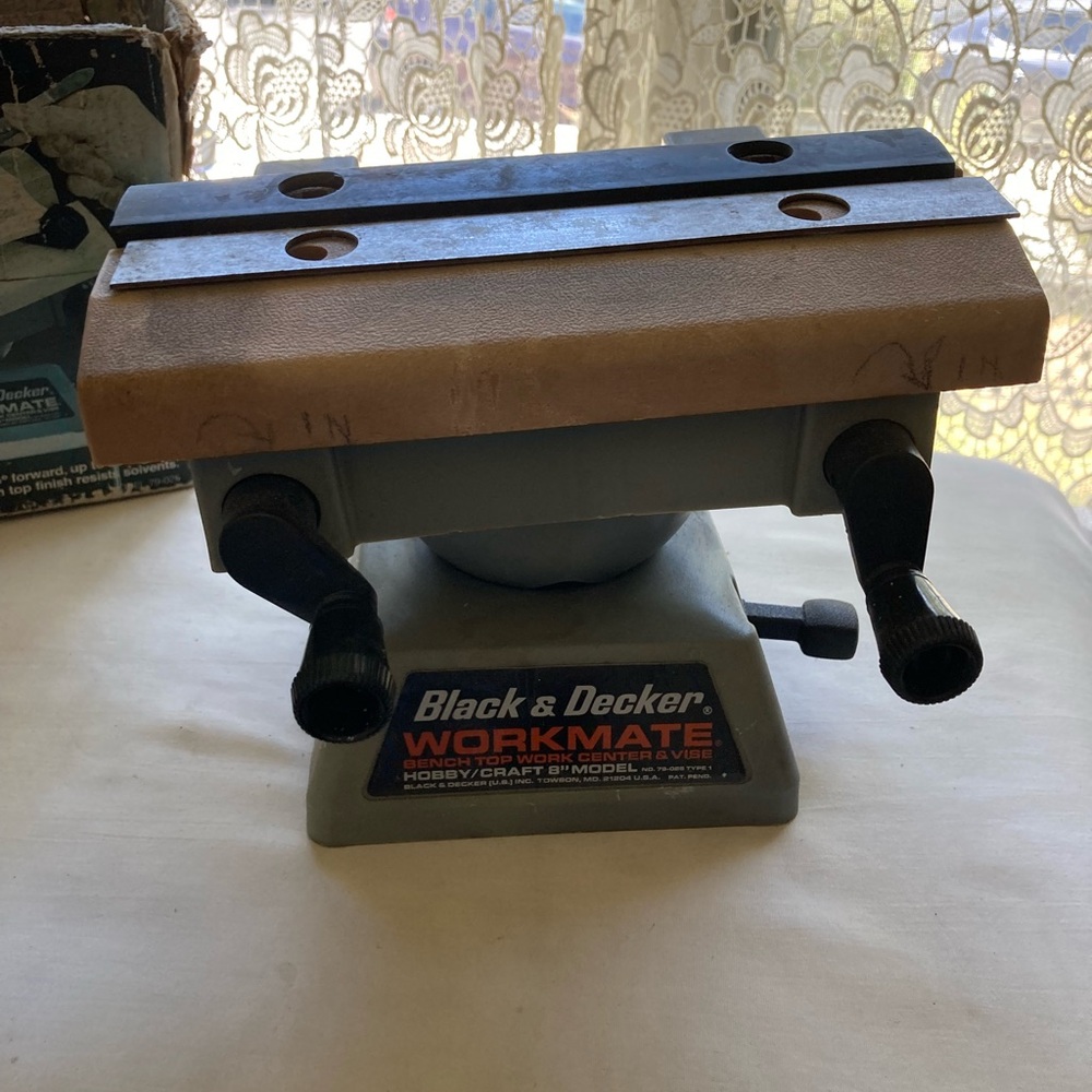 Black and Decker hobby vise